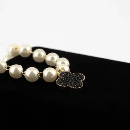 PULSEIRA PEROLA TREVO CRAVEJADO VIRGINIA