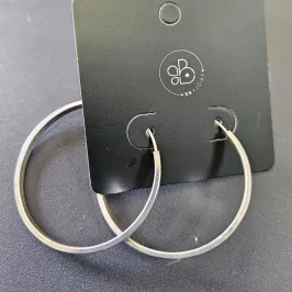 ARGOLA FIO QUADRADO 2MM 4CM