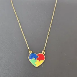 GARGANTILHA SIMBOLO DO AUTISMO CORAÇÃO