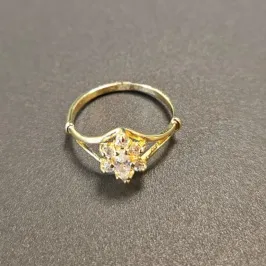 ANEL FORMATO FLOR COM PEDRA CRYSTAL