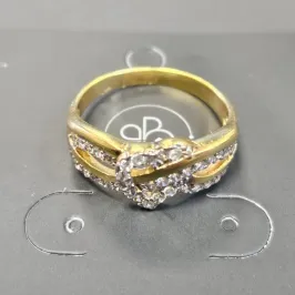 ANEL INFINITO COM CORAÇÃO NO CENTRO CRAVEJADO