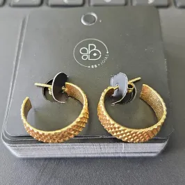 ARGOLA TRABALHADA 1,9 CM 6MM