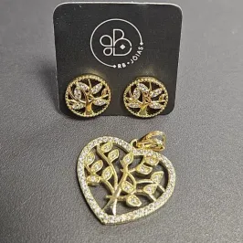 CONJUNTO ARVORE DA VIDA BRINCO E PINGENTE CRAVEJADO