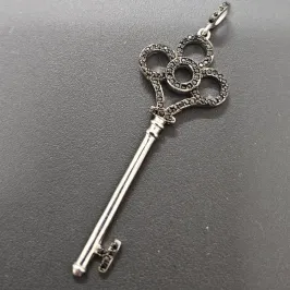 PINGENTE CHAVE