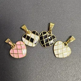 PINGENTE CORAÇÃO CRUZADO ESMALTADO CORES VARIADAS