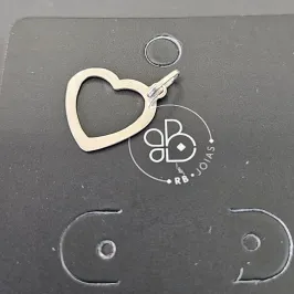 PINGENTE CORAÇÃO FIO ACHATADO VAZADO