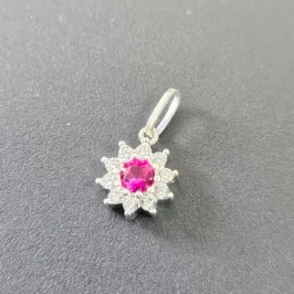 PINGENTE FLOR CRAVEJADO COM PEDRA CENTRAL CORES VARIADAS