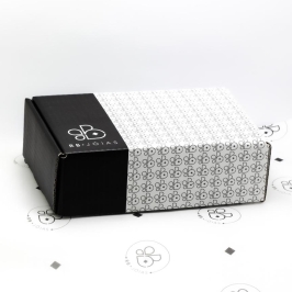 CAIXA PERSONALIZADA 06x11x17 cm