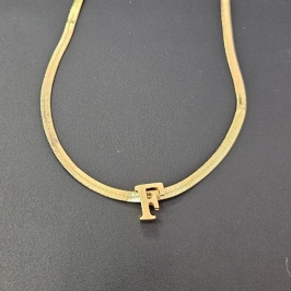 GARGANTILHA LAMINADA LETRA F