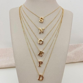 GARGANTILHA LETRA T LISA