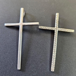 PINGENTE CRUZ LISO E  CRAVEJADO G