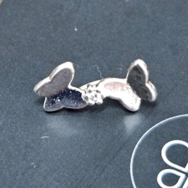 PINGENTE DUAS BORBOLETAS