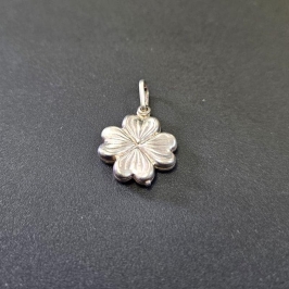 PINGENTE TREVO DA SORTE