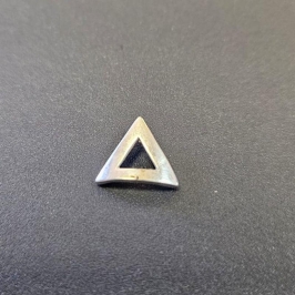 PINGENTE TRIÂNGULO LISO