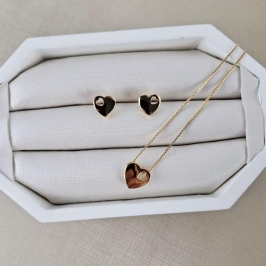 CONJUNTO CORAÇÃO LISO COM MINI CORAÇÃO VAZADO