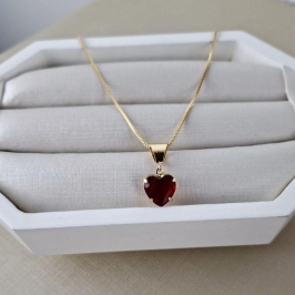 GARGANTILHA CORAÇÃO EM PEDRA CORES VARIADAS