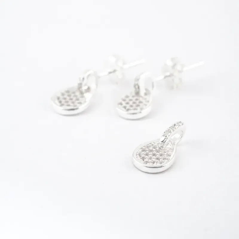 CONJUNTO BRINCO E PINGENTE GOTA CRAVEJADO 1.82GR
