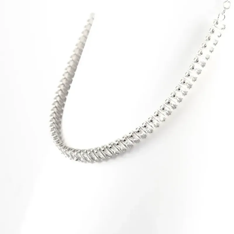 CHOCKER RIVIERA COM BANHO DE RODIO PEDRA RETANGULAR