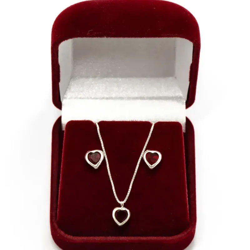 CONJUNTO PEDRA CORAÇÃO VERMELHO BRINCO E GARGANTILHA