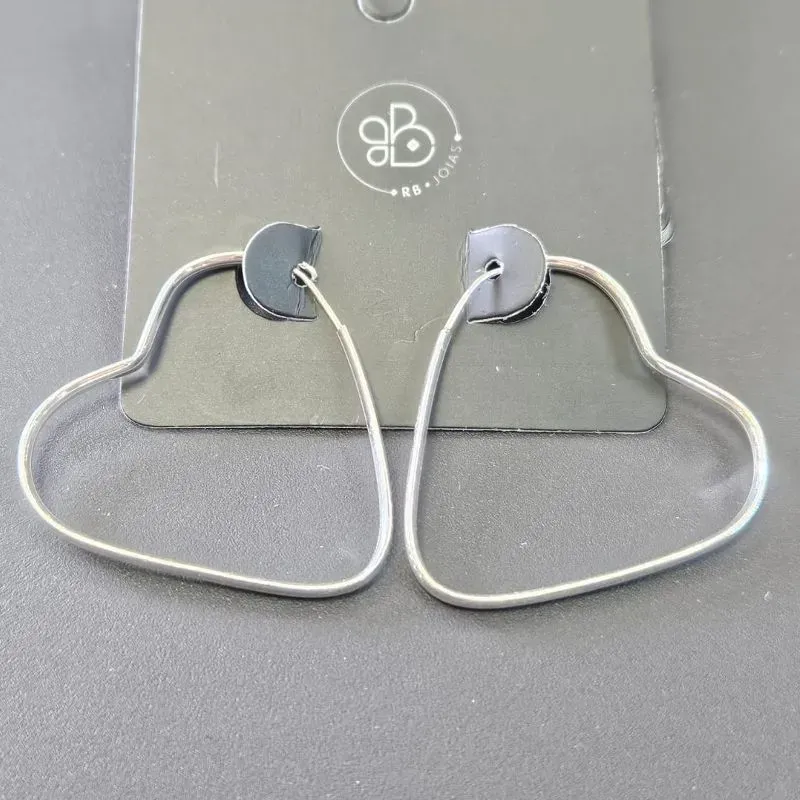 ARGOLA CORAÇÃO FIO QUADRADO  3CM