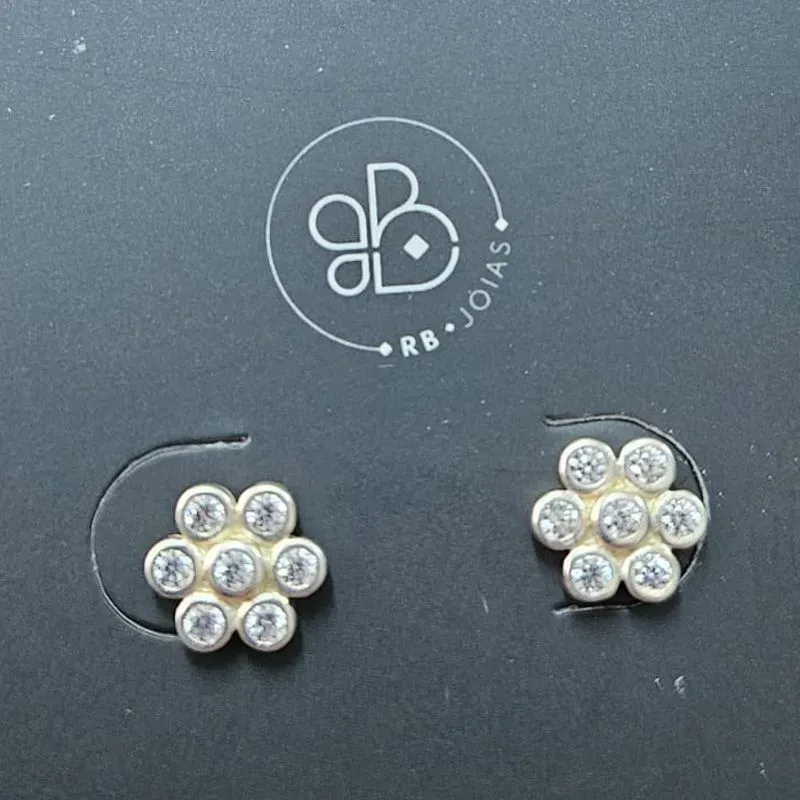 BRINCO FLOR COM PEDRAS