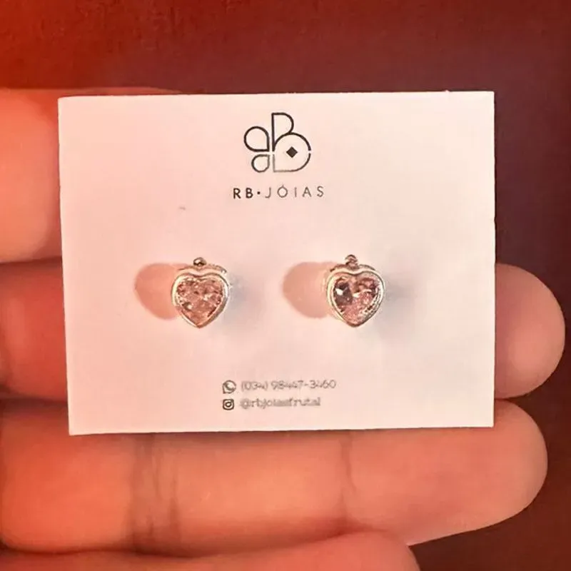 BRINCO PONTO DE LUZ CORAÇAO ROSA CAIXA ALTA