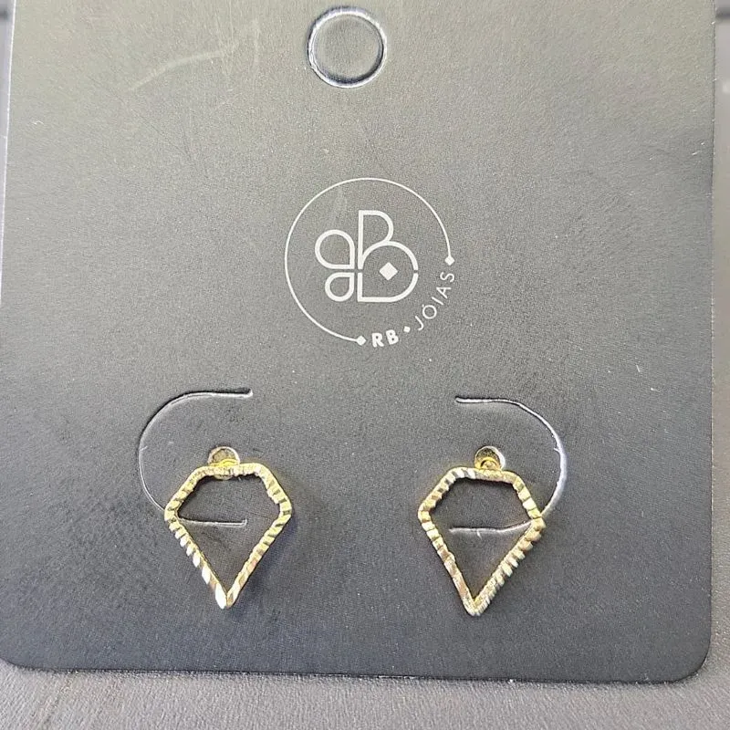 BRINCO FORMATO DIAMANTE VAZADO
