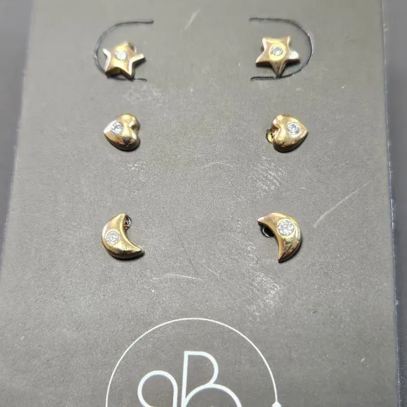 BRINCO TRIO ESTRELA CORAÇÃO E LUA COM PEDRA