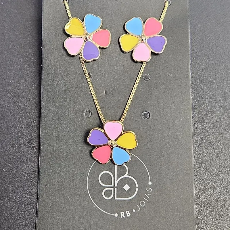 CONJUNTO BRINCO E GARGANTILHA FLOR ESMALTADO COLORIDO