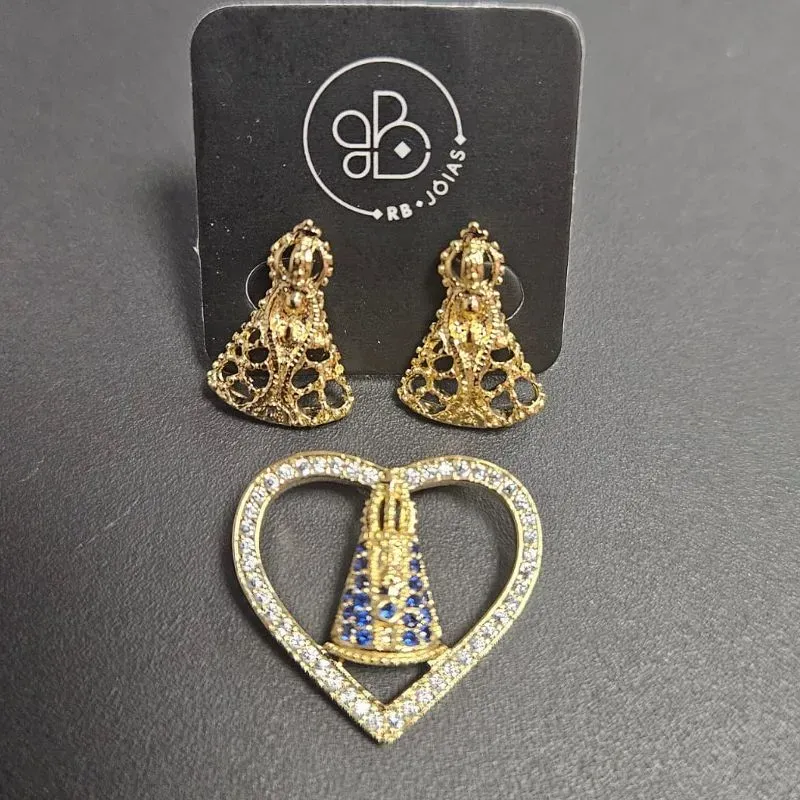 CONJUNTO NSRA APARECIDA BRINCO VAZADO E PINGENTE CRAVEJADO