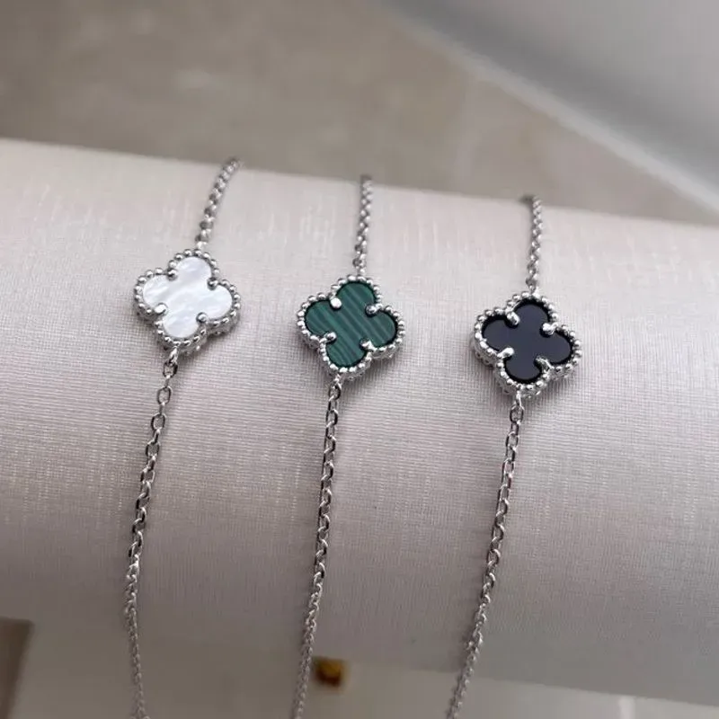PULSEIRA VAN CLEEF TEEN CORES VARIADAS