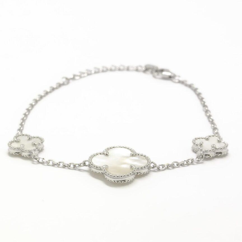 PULSEIRA  TRÊS TREVO BRANCO