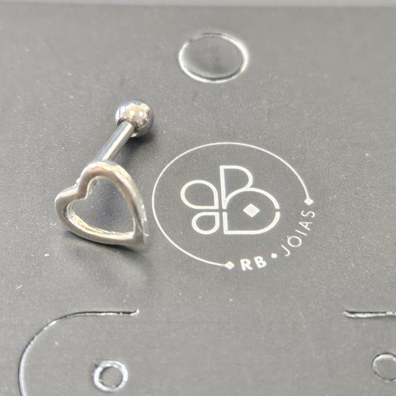 PIERCING TRAGUS CORACAO VAZADO