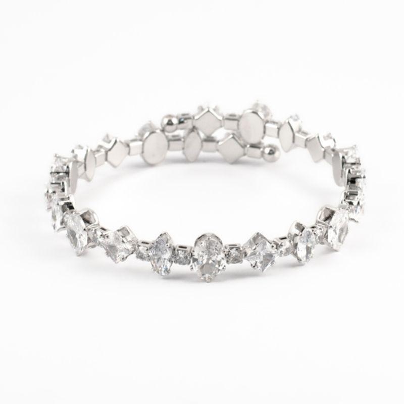 BRACELETE COM BANHO DE RODIO EM PEDRAS GEOMETRICAS CRISTAL