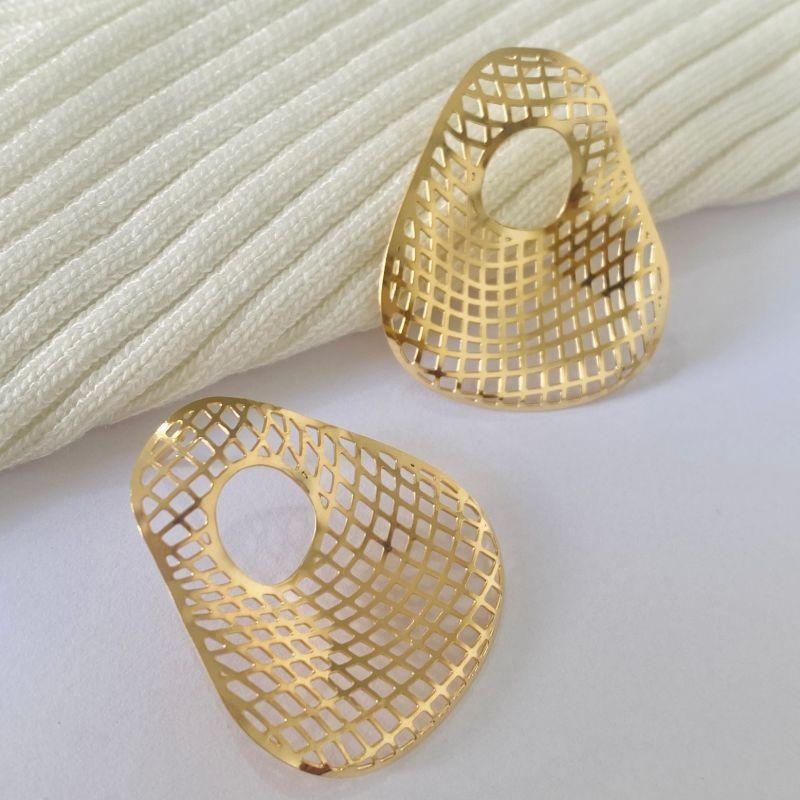 BRINCO ESTILO GOTA TRABALHADO