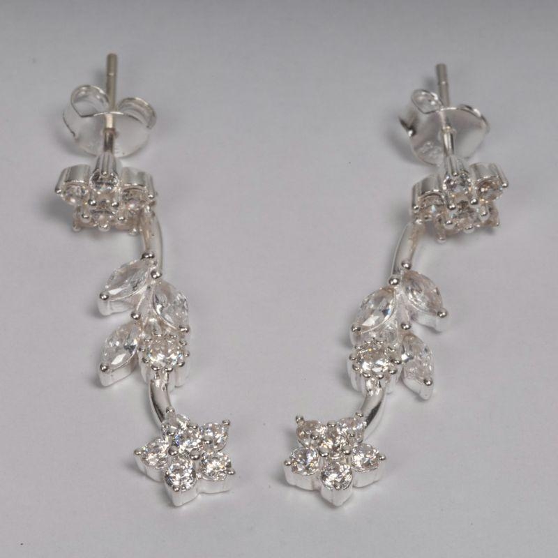 BRINCO FLOR PENDURADO CRAVEJADO COM ZIRCONIA