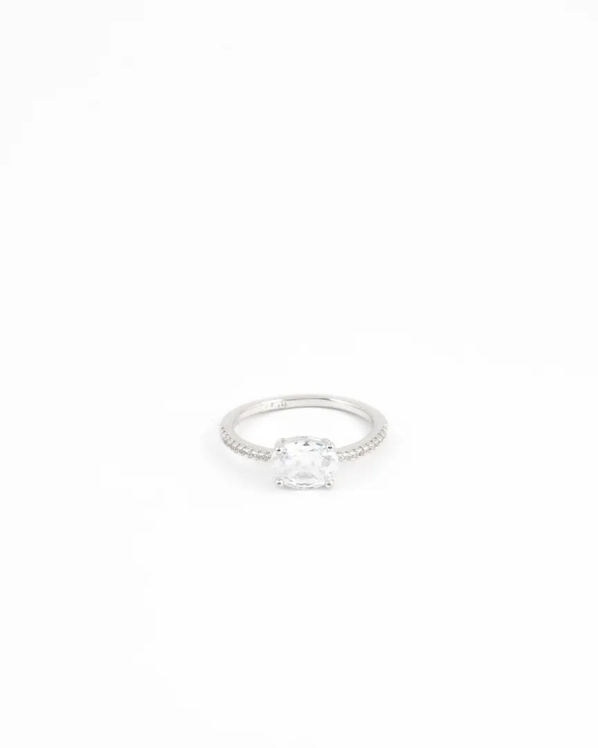 ANEL COM BANHO DE RODIO PEDRA CRISTAL OVAL FIO  CRAVEJADO
