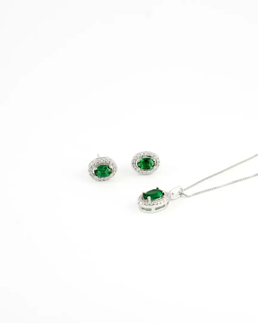 CONJUNTO BRINCO E GARGANTILHA COM BANHO DE RODIO PEDRA OVAL VERDE BORDA CRAVEJADA