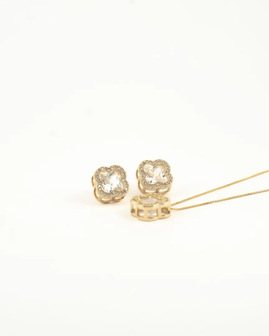 CONJUNTO TREVO VIRGINIA PEDRA CRYSTAL BORDA CRAVEJADA