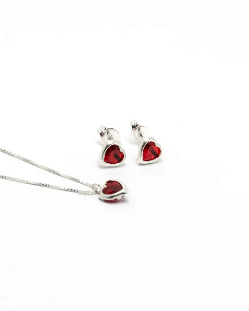CONJUNTO PEDRA CORAÇÃO VERMELHO BRINCO E GARGANTILHA