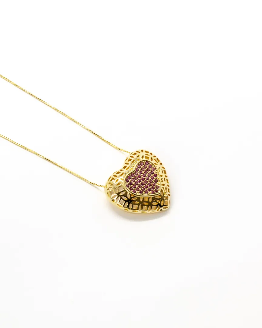 GARGANTILHA CORACAO TRABALHADO CHAVEJADO COM ZIRCONIA ROSA