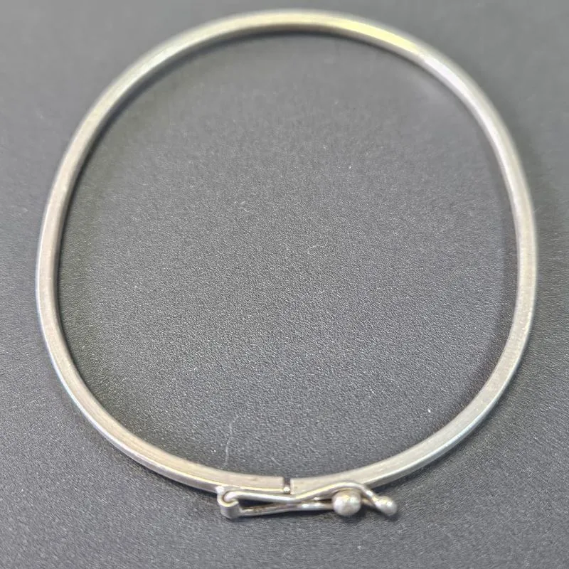 BRACELETE FIO QUADRADO
