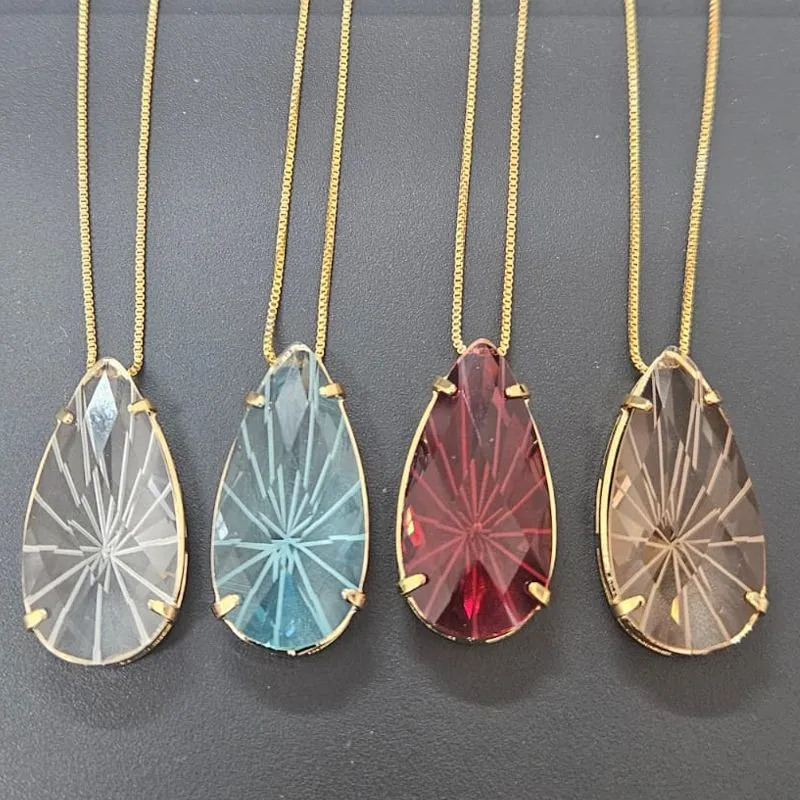 GARGANTILHA PEDRA GOTA ALONGADA CORES VARIADAS