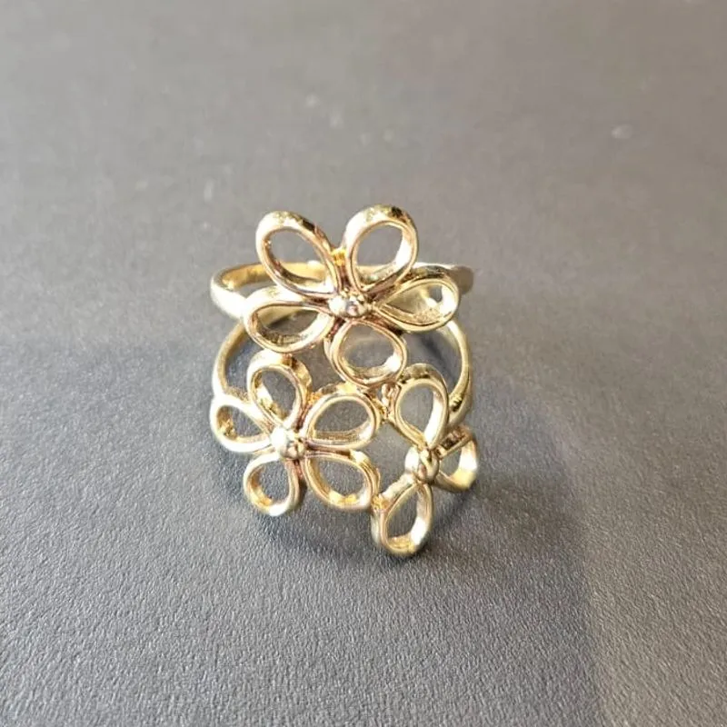 ANEL 3 FLOR VAZADA
