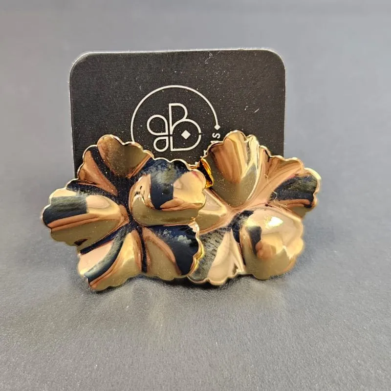 BRINCO EFEITO AMASSADO FLOR PEQUENA