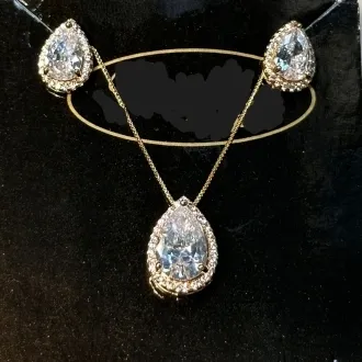 CONJUNTO PEDRA CRYSTAL GOTA 
