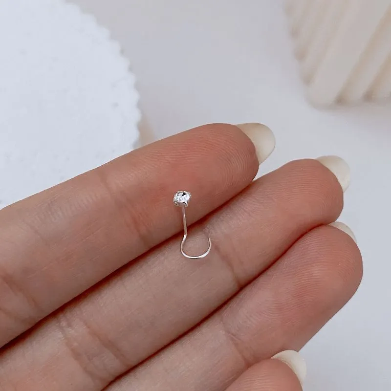 PIERCING PONTO DE LUZ NARIZ