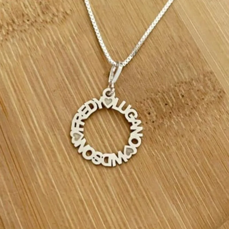 PINGENTE PERSONALIZADO 2 NOMES + 2 CORAÇÕES