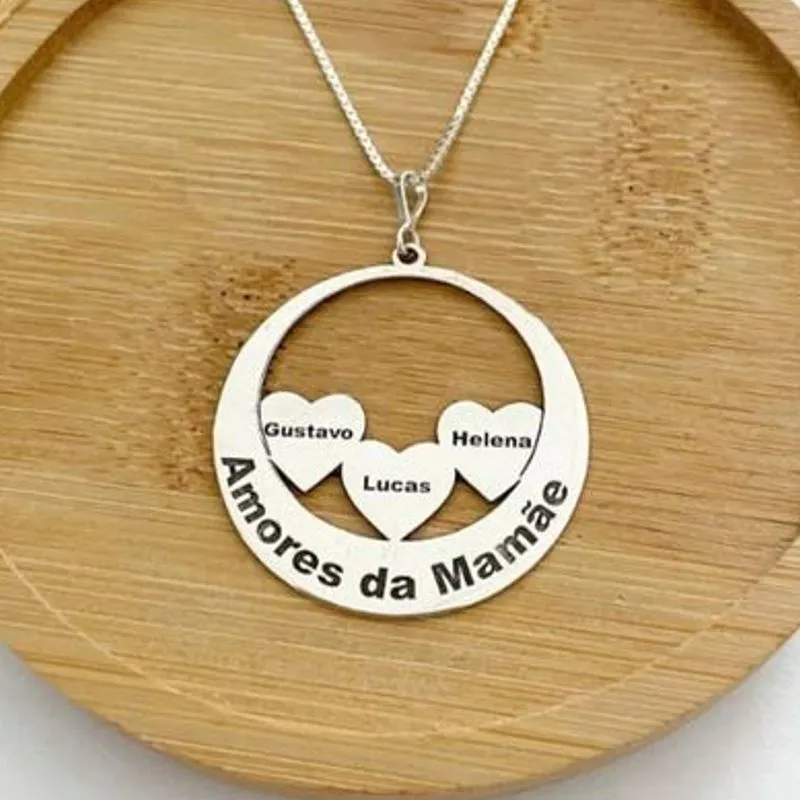 PINGENTE PERSONALIZADO AMORES DE MAMÃE 3 NOMES