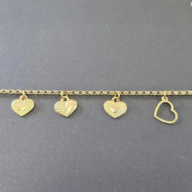 PULSEIRA ELO PORTUGUES PEQUENO CORAÇÕES VARIADOS PENDURADO